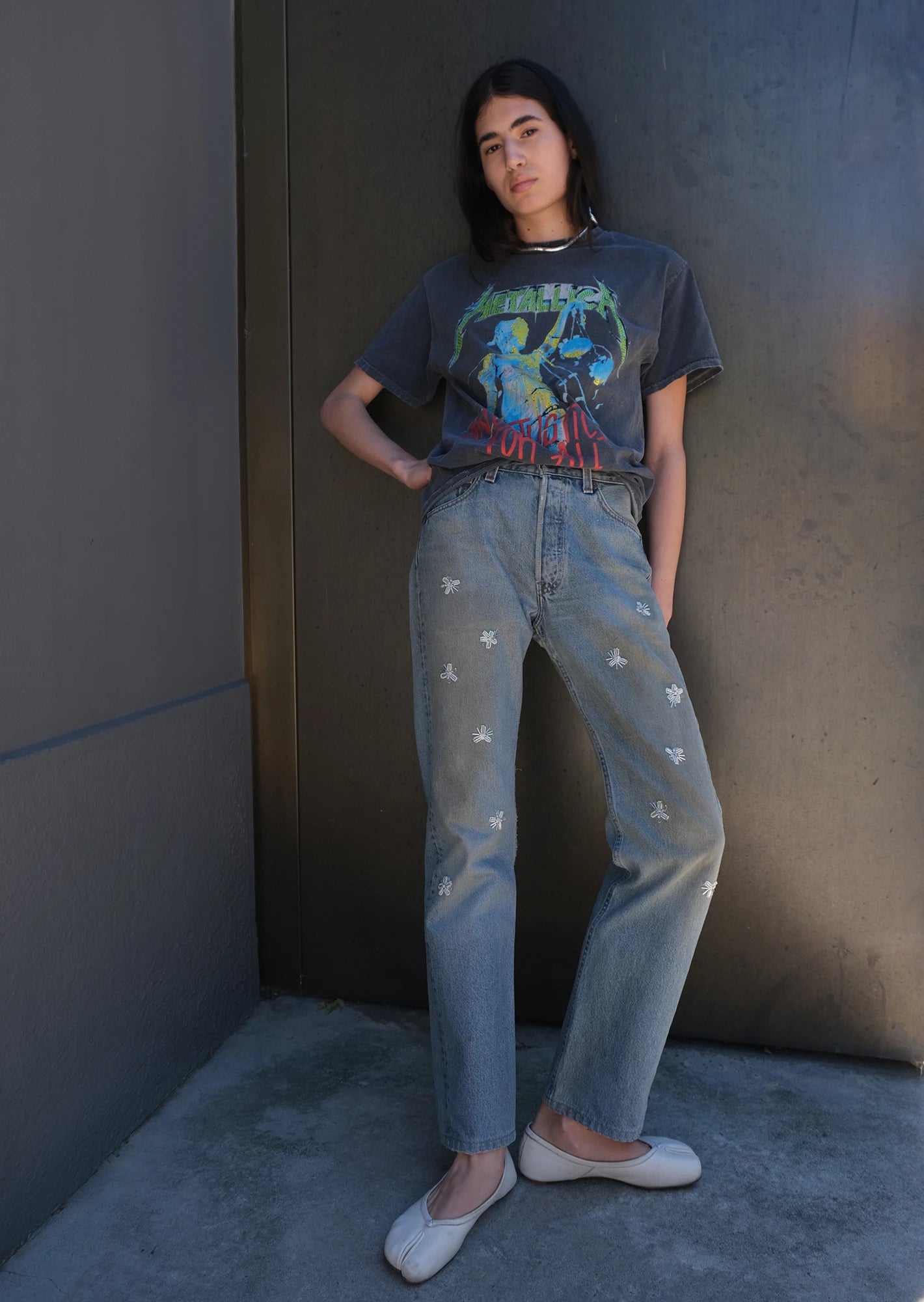 Redone flower embroidered levis