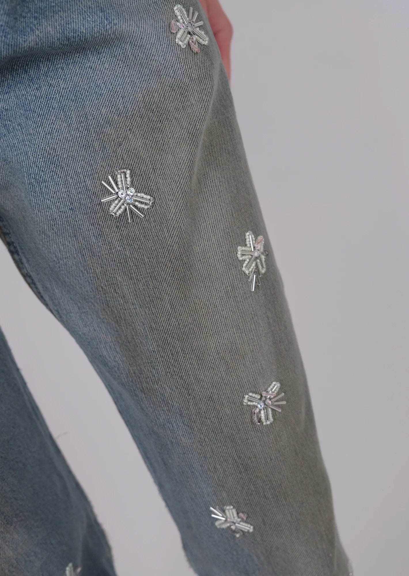 Redone flower embroidered levis
