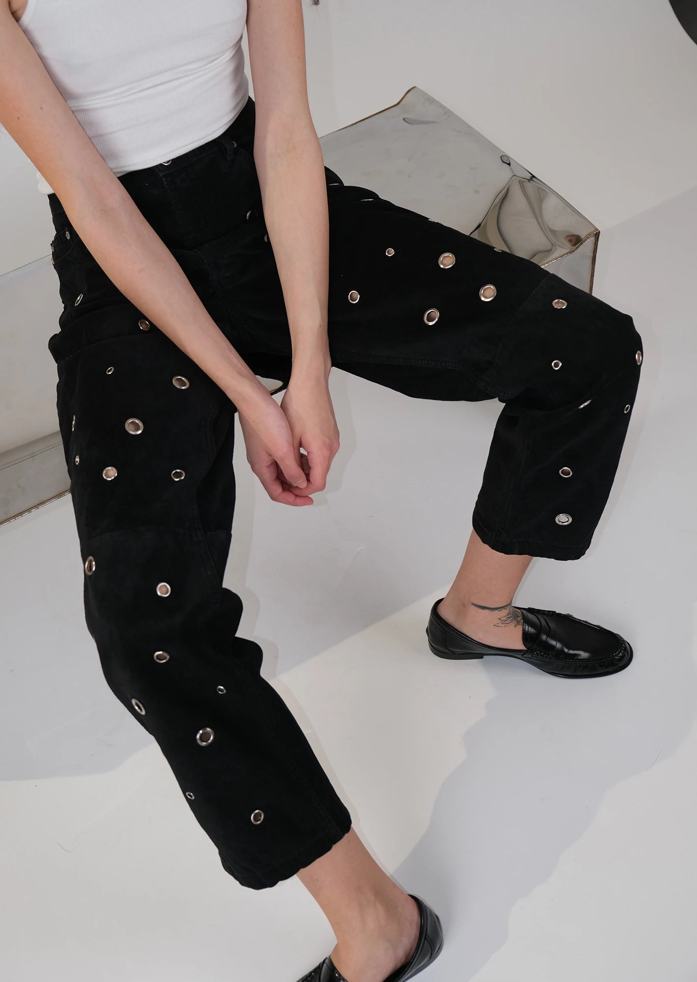 Suade eyelets pants
